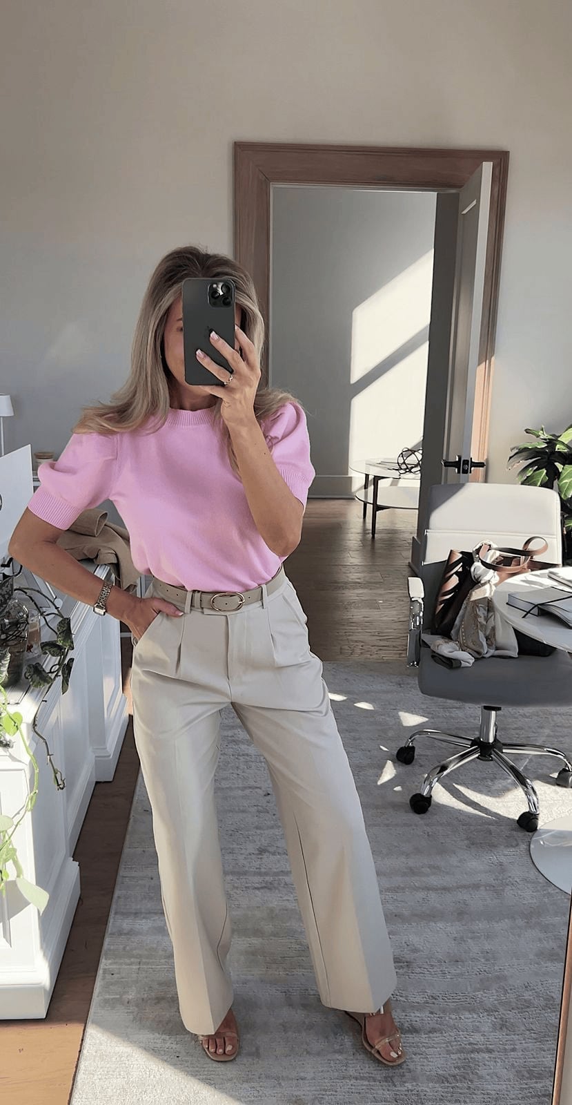 Pink Puff-Sleeve Top with Beige Pleated Wide-Leg Trousers — Casual Office Outfit