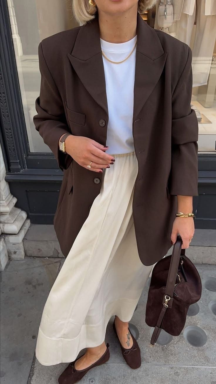 Oversized Blazer with Flowing Wide-Leg Skirt — Casual Outfits