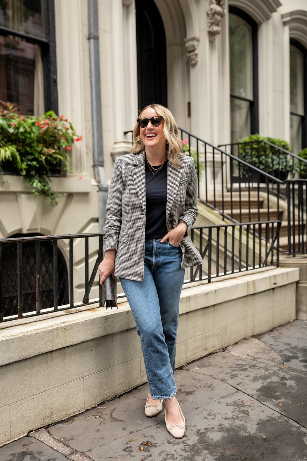 Houndstooth Blazer with Black Tee and Jeans — Casual Outfits