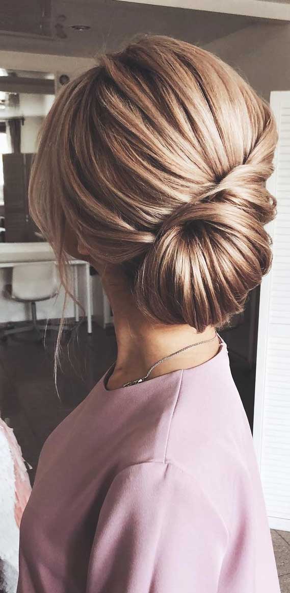 Loose Ash Blonde Low Bun With Wisps — Casual Updo