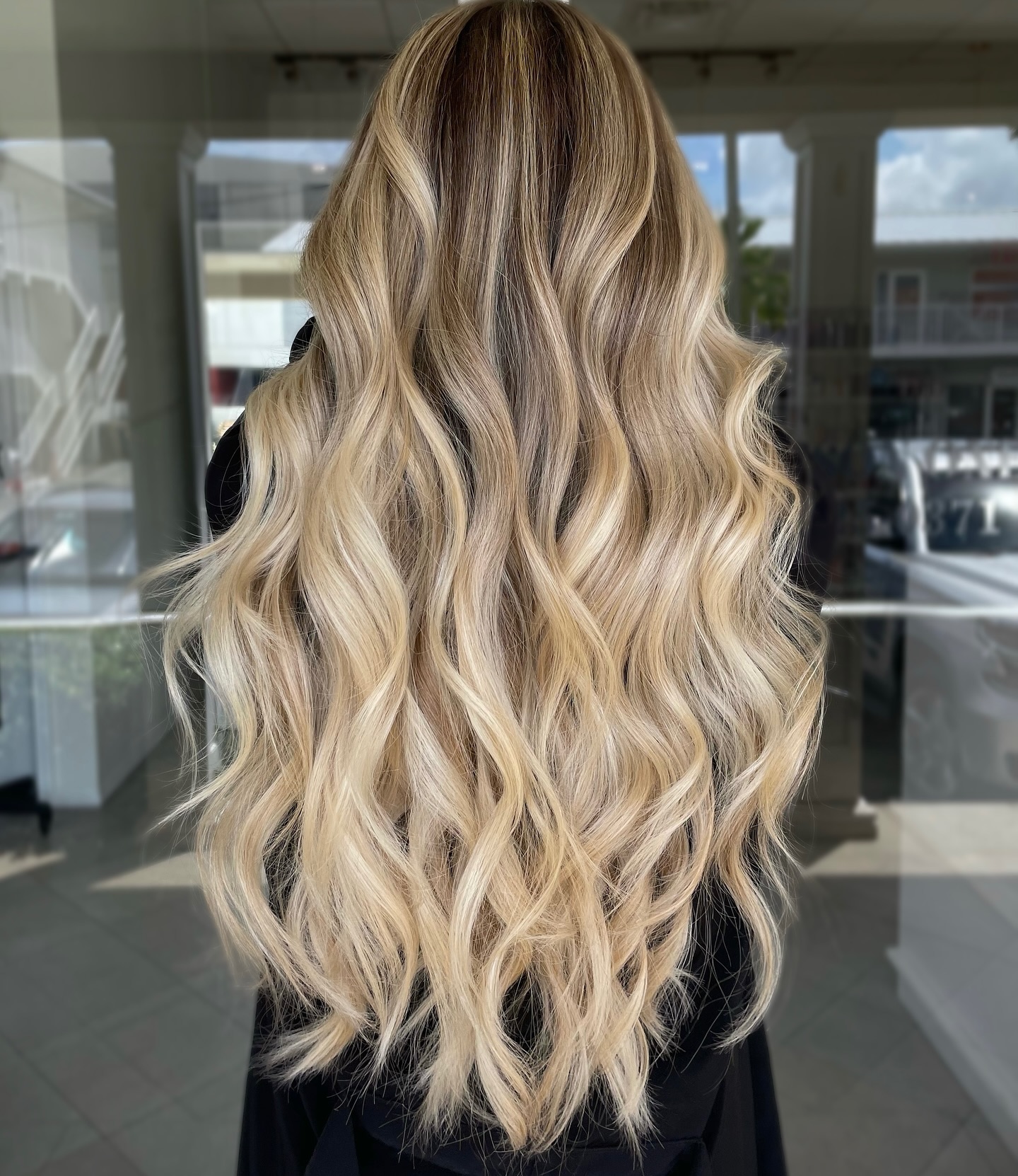 Champagne Blonde Beach Waves With Shadow Root