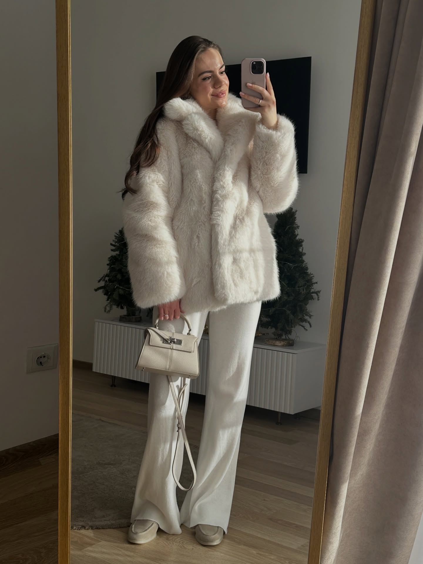Chic Cream Faux Fur Coat And Wide Leg Pants