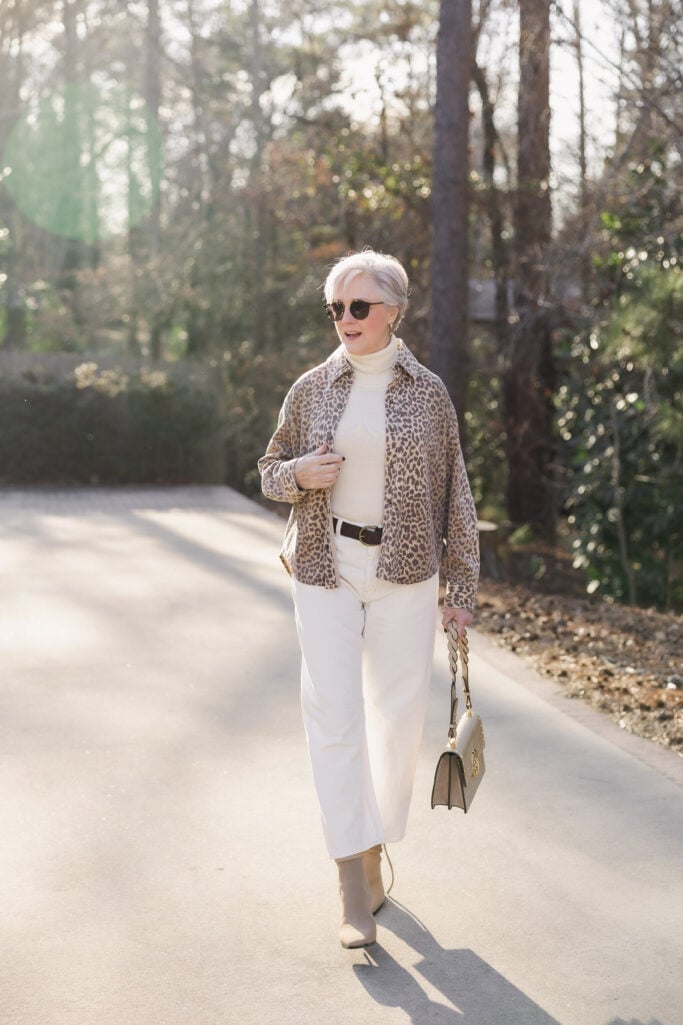 Leopard Print Jacket with Cream Turtleneck Leopard Print Jacket with Cream Turtleneck — Chic Style