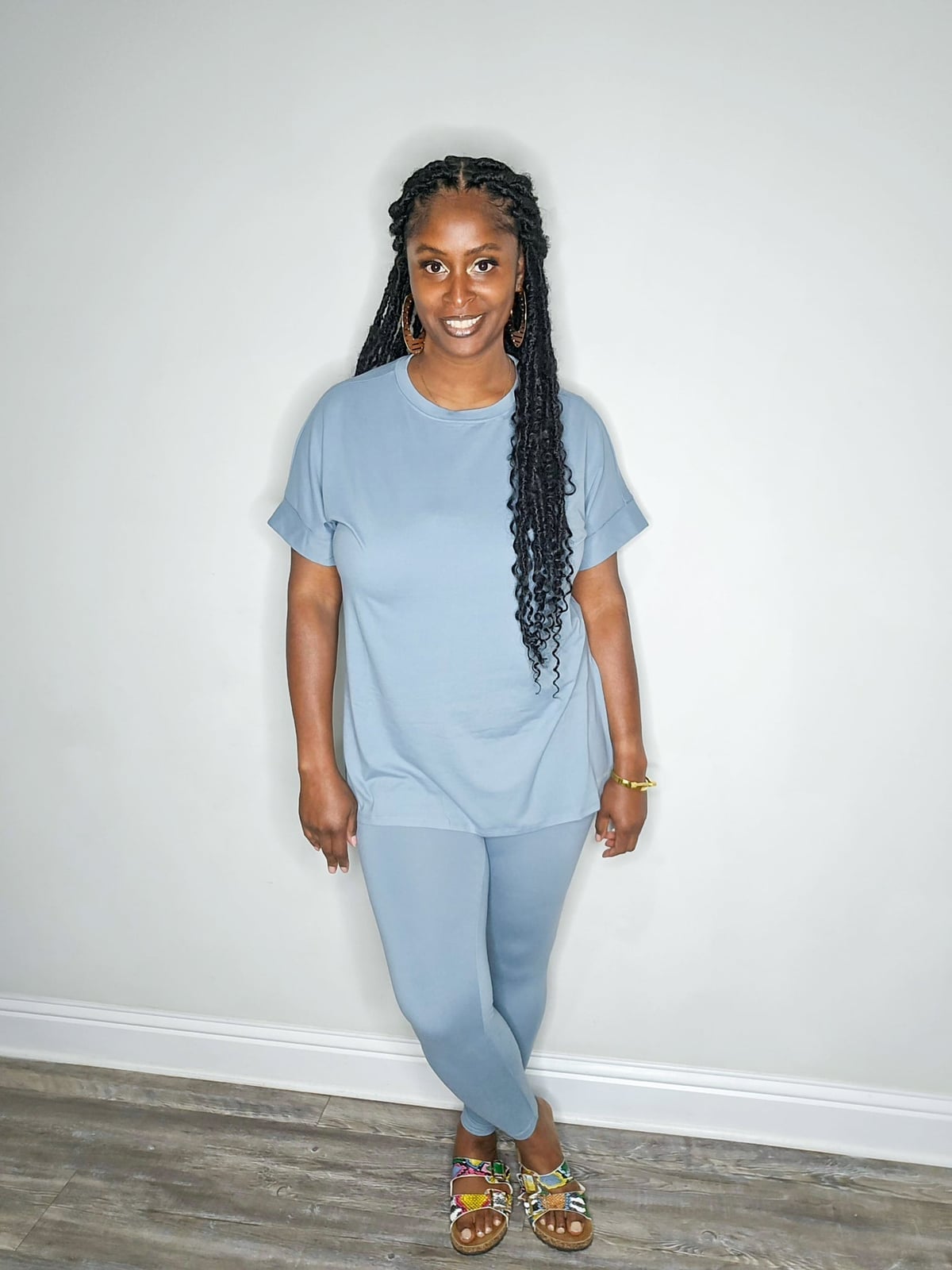Monochromatic Light Blue Oversized T-Shirt and Leggings Set — Chill Outfit