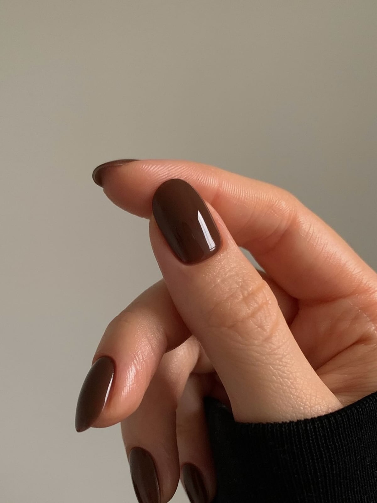Rich Opaque Dark Brown Oval Nails Rich Opaque Dark Brown Oval Nails — Chocolate Nails