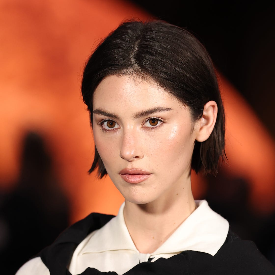 Thick Chin Length Blunt Dark Brown Bob Thick Chin Length Blunt Dark Brown Bob — Choppy Bob Hairstyles