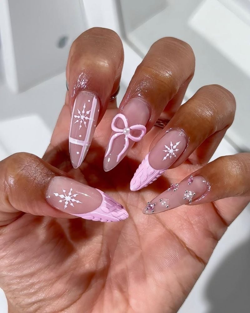 Long Stiletto Sheer Pink With 3D Bow and Pearls Long Stiletto Sheer Pink With 3D Bow and Pearls — Christmas Acrylic Nails