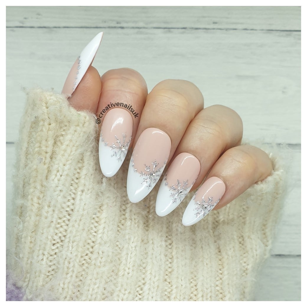 Medium Almond Silver Snowflake Glitter French Tips, Glossy — Christmas French Tips