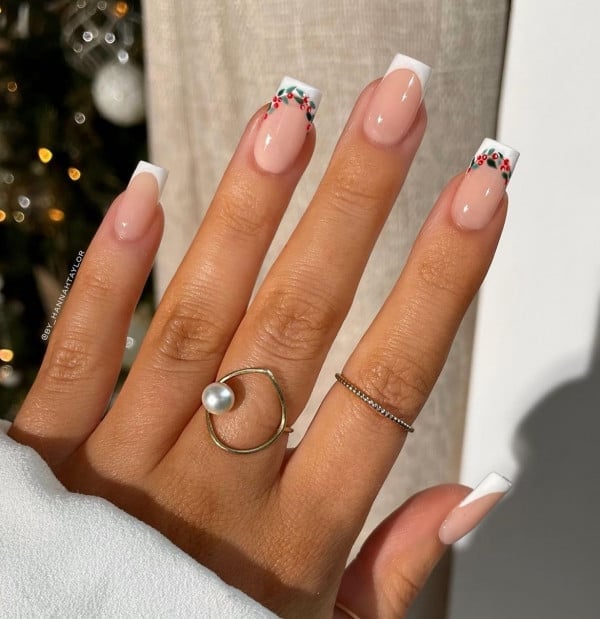 Medium Square Holly Berry Accent French Tips, Glossy — Christmas French Tips