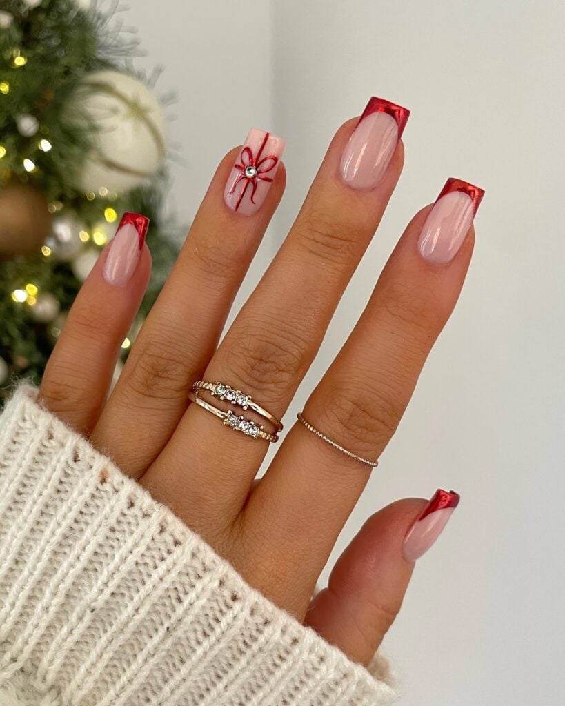 Medium Square Red Metallic Gift Bow French Tips — Christmas French Tips