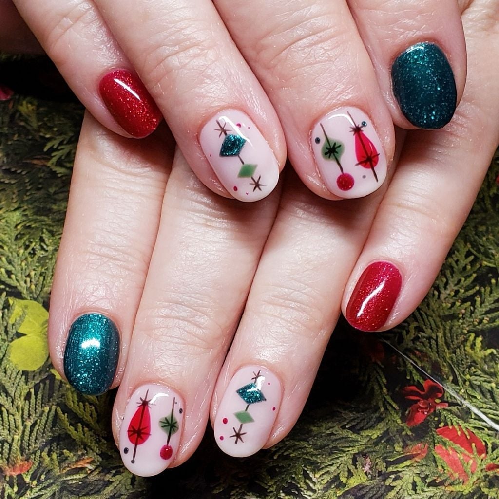 Short Square Glitter Red Green Nails Short Square Glitter Red Green Nails — Christmas Nails Green and Red