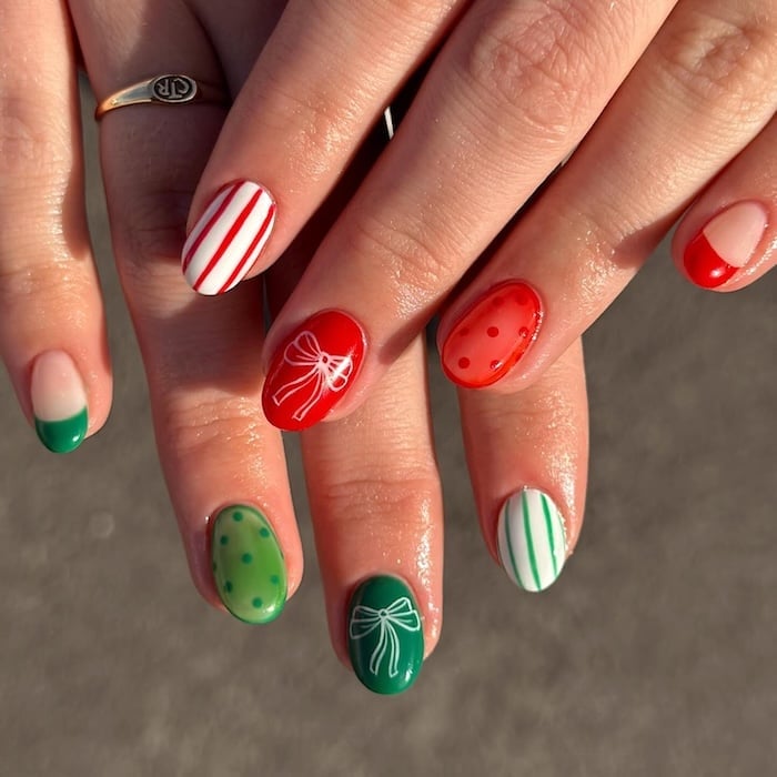 Medium Almond French Tip And Bow Nails Medium Almond French Tip And Bow Nails — Christmas Nails Green and Red