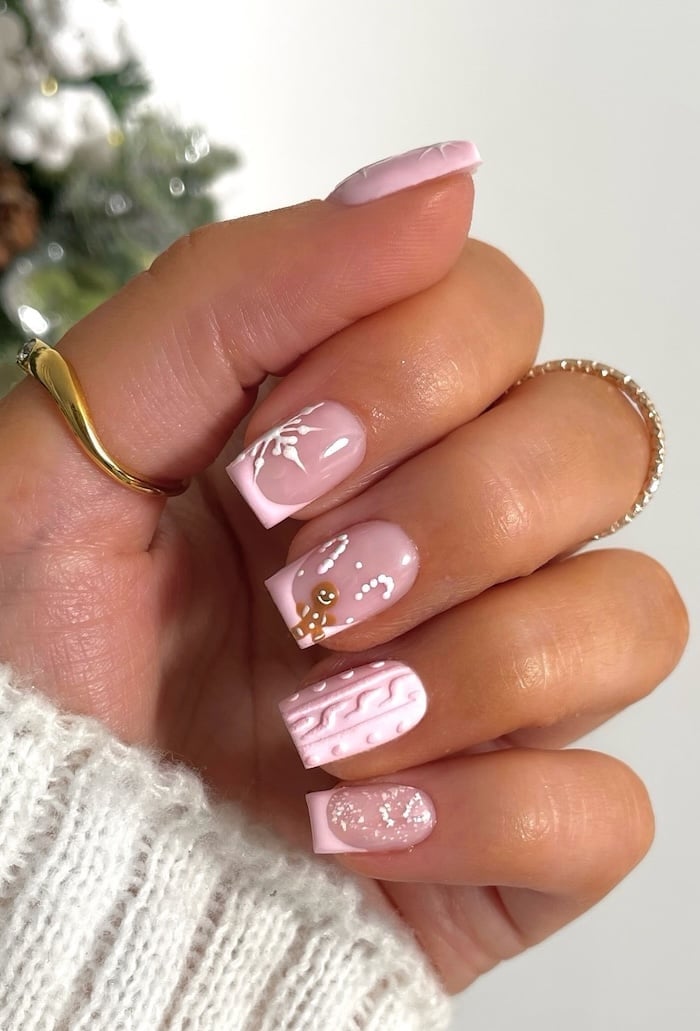 Short Square Cable Knit Christmas Nails — Christmas Pink Nails