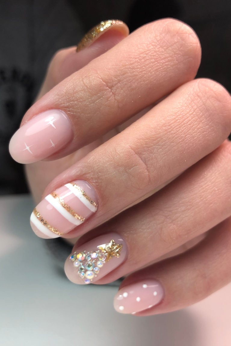 Short Oval Nude With Rhinestone Christmas Tree — Christmas Tree Nails
