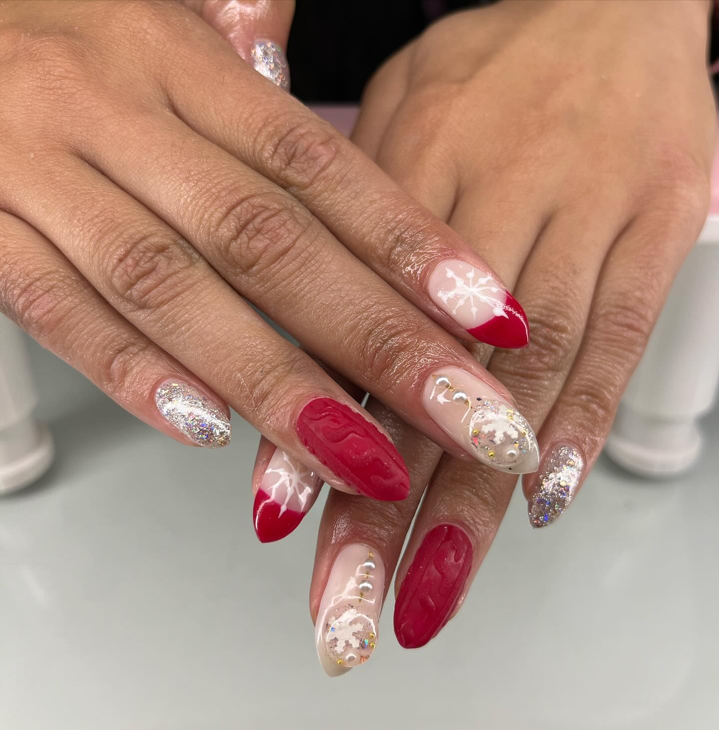 Chunky Red Cable Knit French Tips