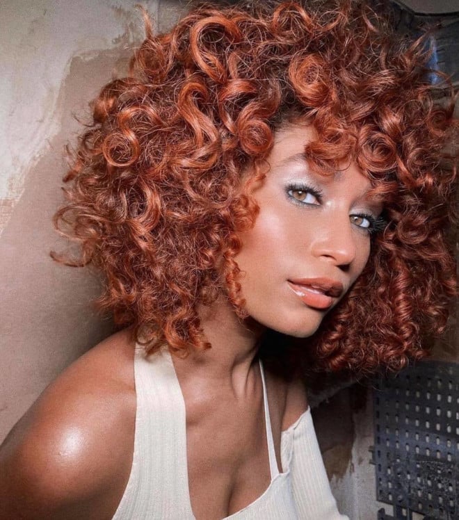 Mid-Back Length Waves With Cinnamon Brown Mid-Back Length Waves With Cinnamon Brown — Cinnamon Hair