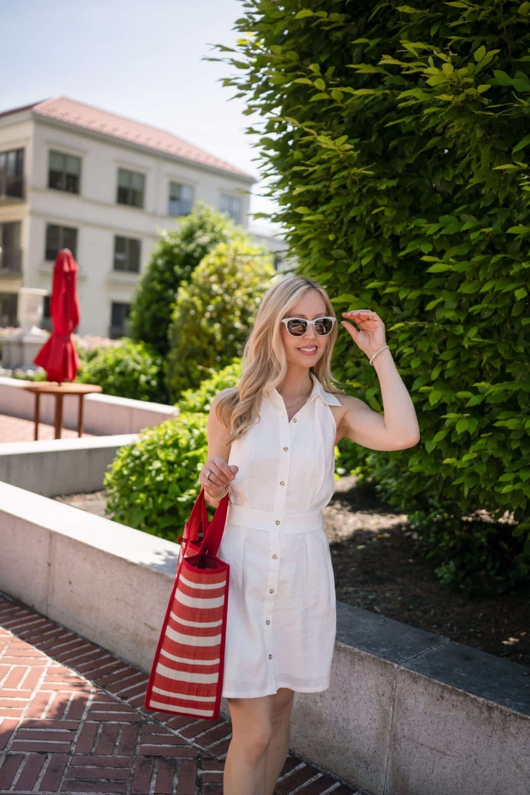 White Linen Collared Shirt Dress with Striped Tote — Classy Outfits
