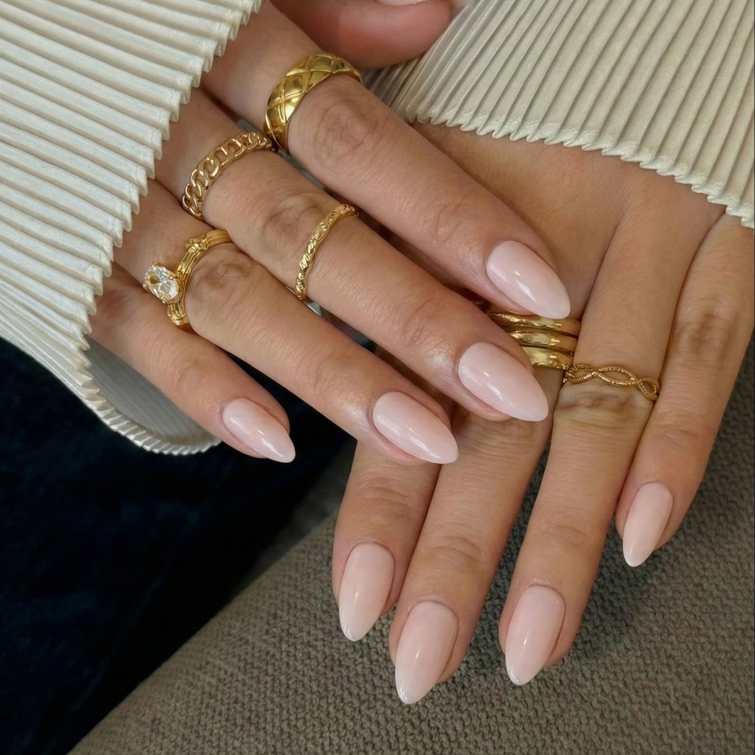 Milky Pale Pink Short Almond Nails Milky Pale Pink Short Almond Nails — Clean Girl Nails