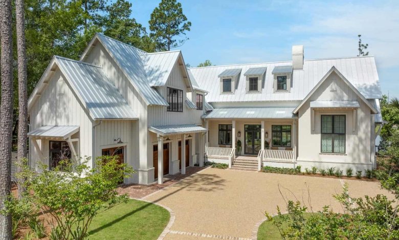 Breathtaking coastal chic showhome with luxurious details in South Carolina