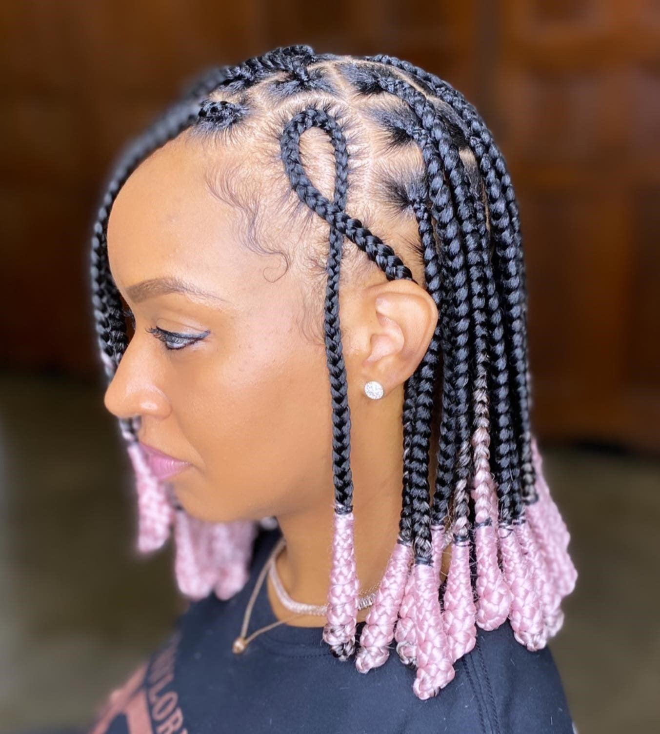 Collarbone Box Braids With Pink Tips Collarbone Box Braids With Pink Tips — Color Braids