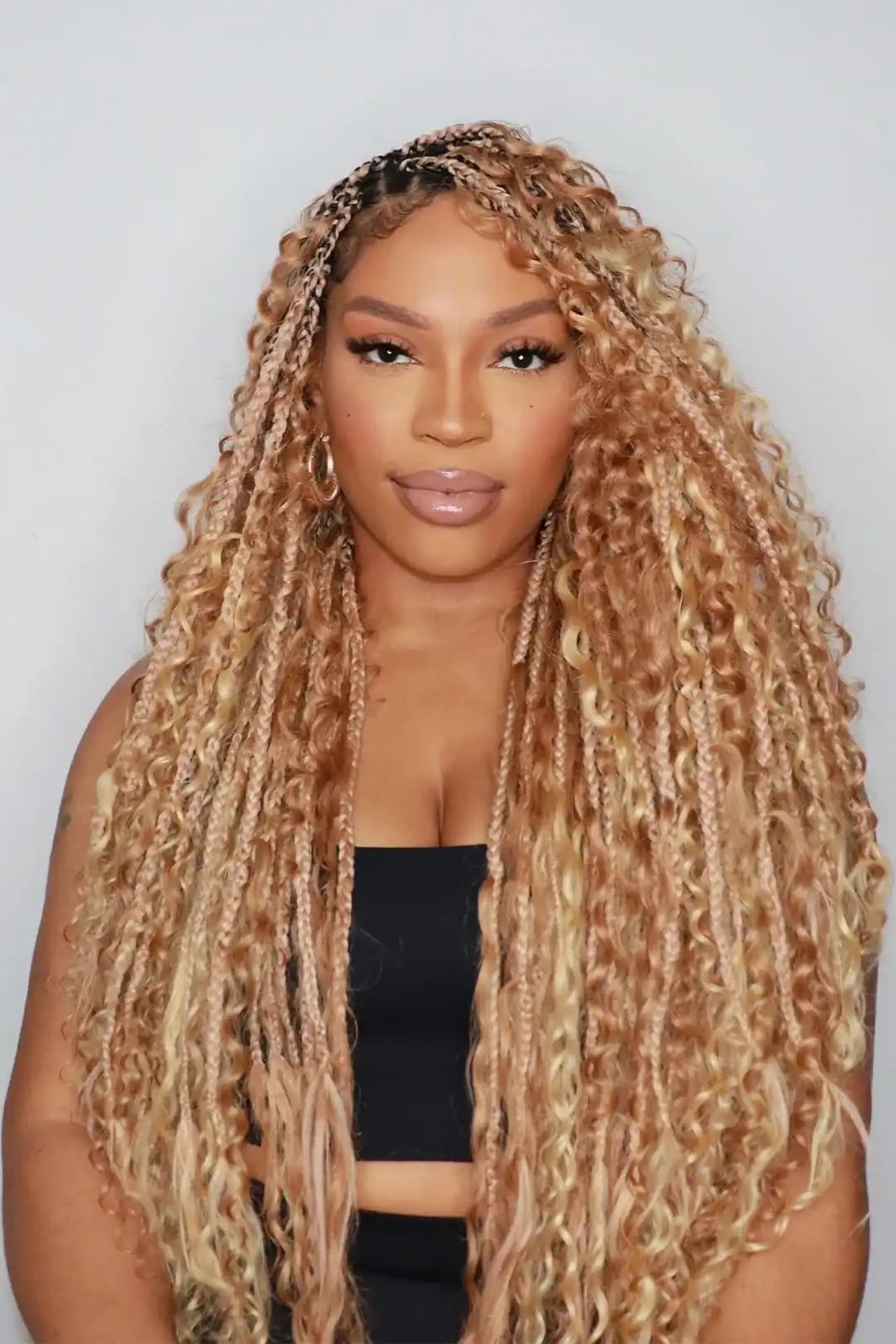 Mid-Back Box Braids With Piano Color Technique Mid-Back Box Braids With Piano Color Technique — Color Braids