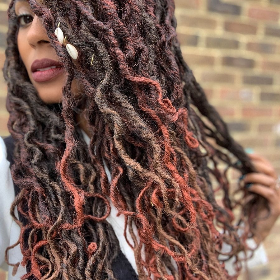 Faux Locs with Dark Brown, Auburn, Gold Blend Faux Locs with Dark Brown, Auburn, Gold Blend — Color Locs