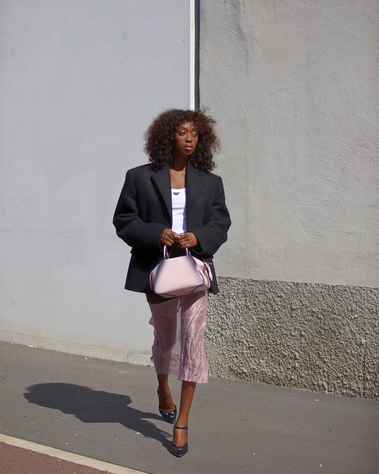Oversized Black Blazer with Pink Midi Skirt — Conference Outfits