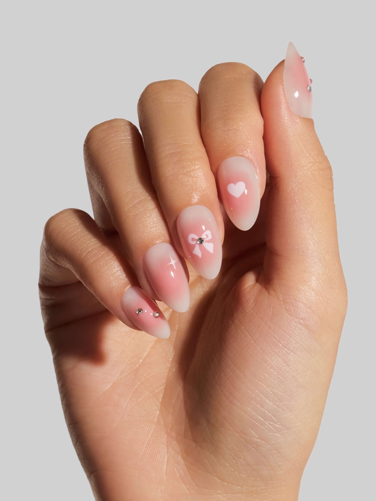 Medium Oval Gradient with Bows and Rhinestones — Coquette Nails