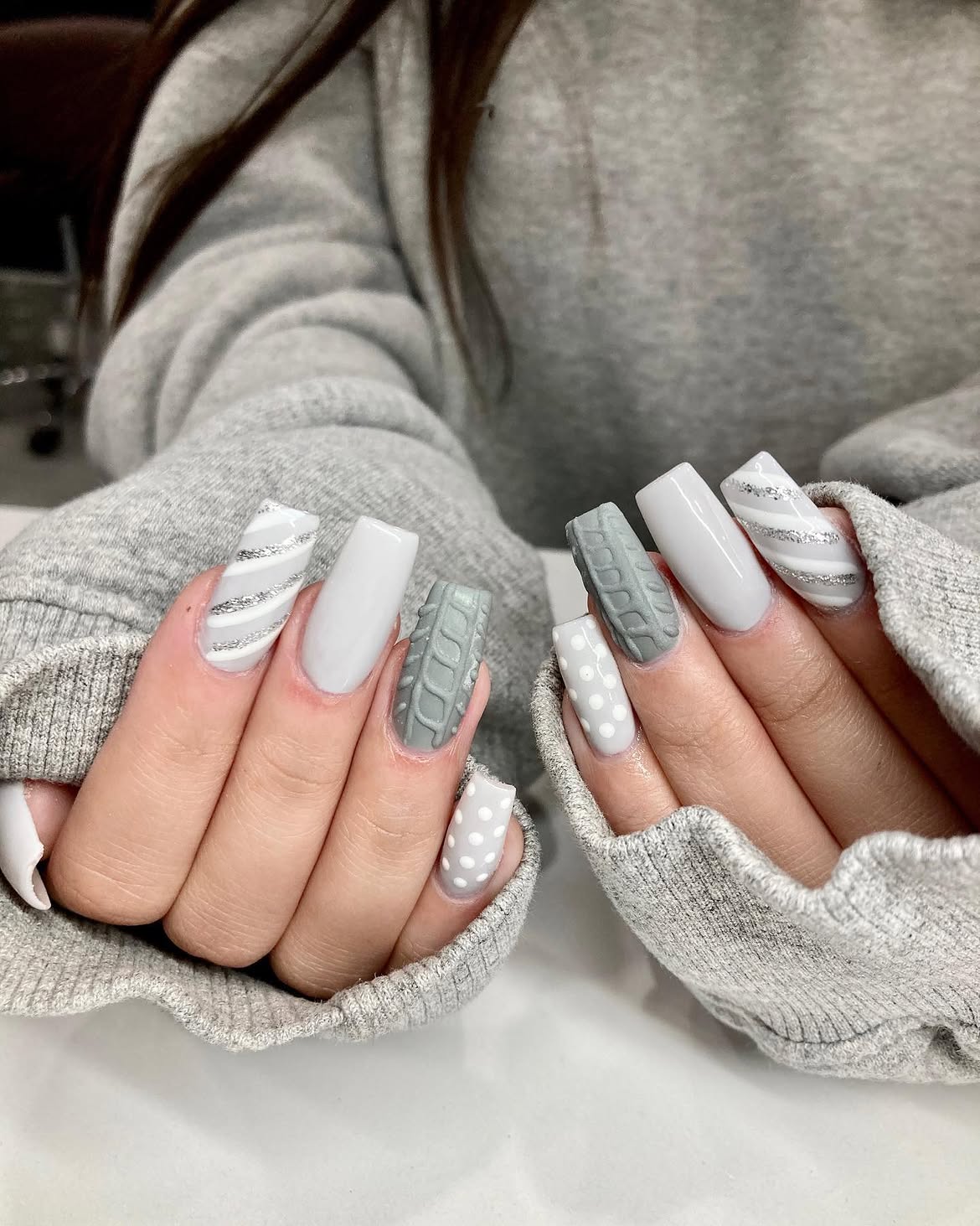 Cozy Cable Knit Grey Sweater Nails