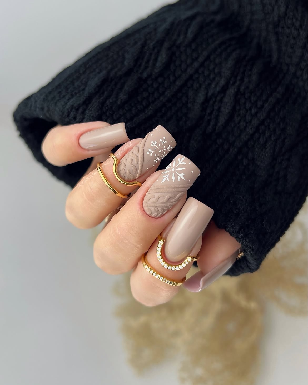Cozy Sweater French Tip Snowflakes