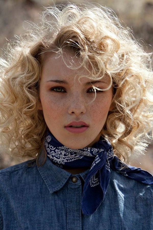 Shoulder Length Blonde With Curtain Bangs — Curly Bangs