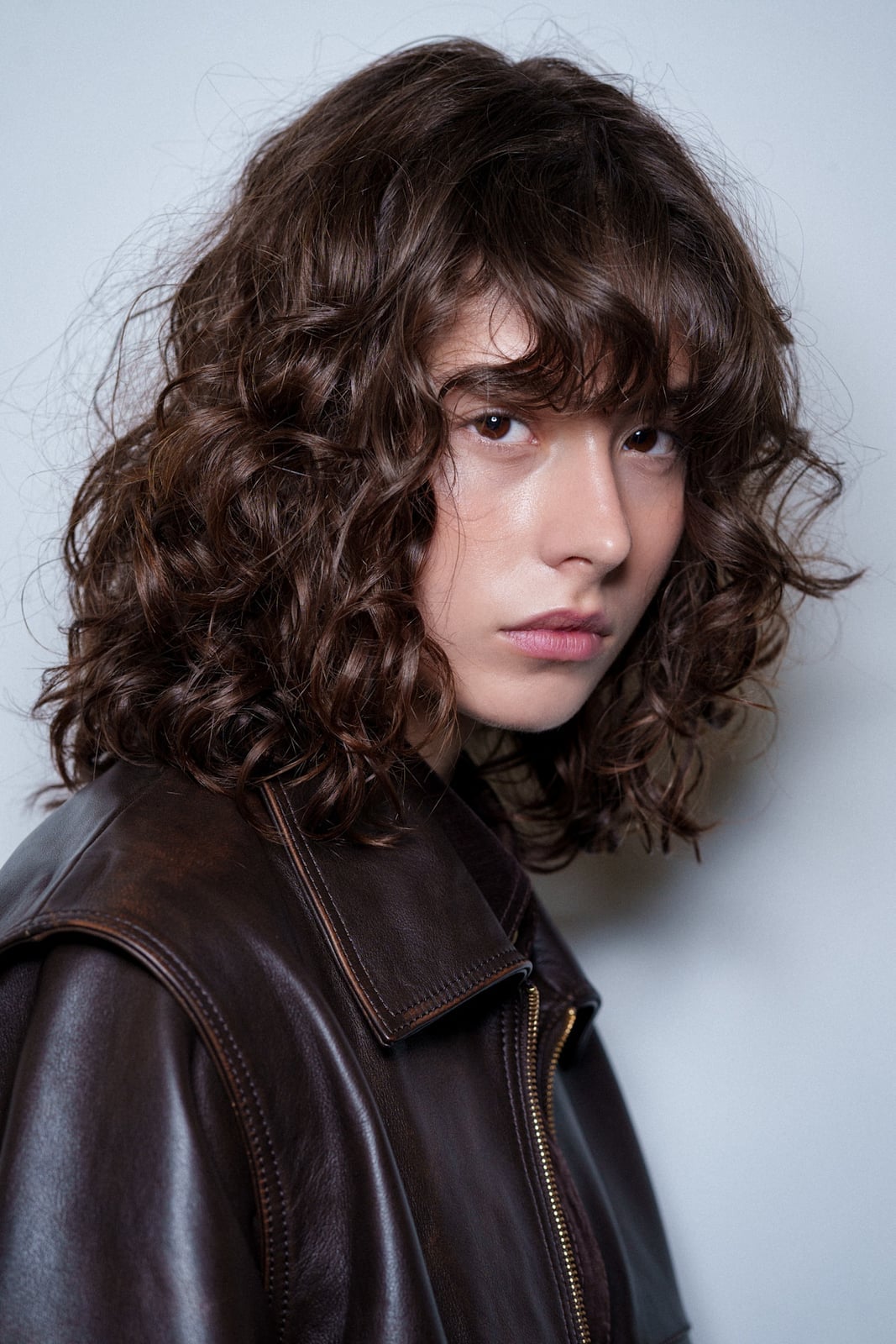 Collarbone Curly Bangs With Side Parting, Dark Brown