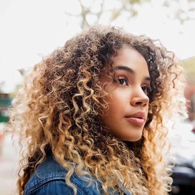 Shoulder Length Air-Dried With Face-Framing Shoulder Length Air-Dried With Face-Framing — Curly Hair