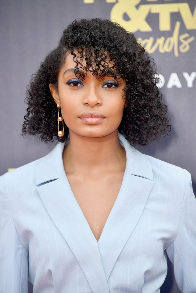 Collarbone Layers With Curtain Bangs Collarbone Layers With Curtain Bangs — Curly Hair