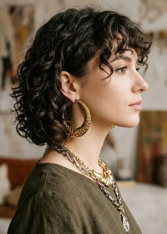 Layered Bob With Curtain Bangs — Curly Hair Cuts
