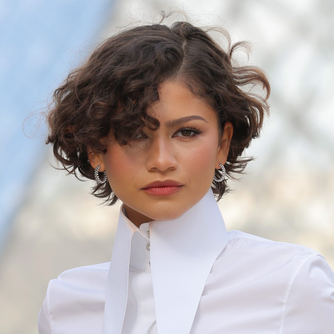 Textured Chin Bob With Side Swept Bangs — Curly Hair Cutting