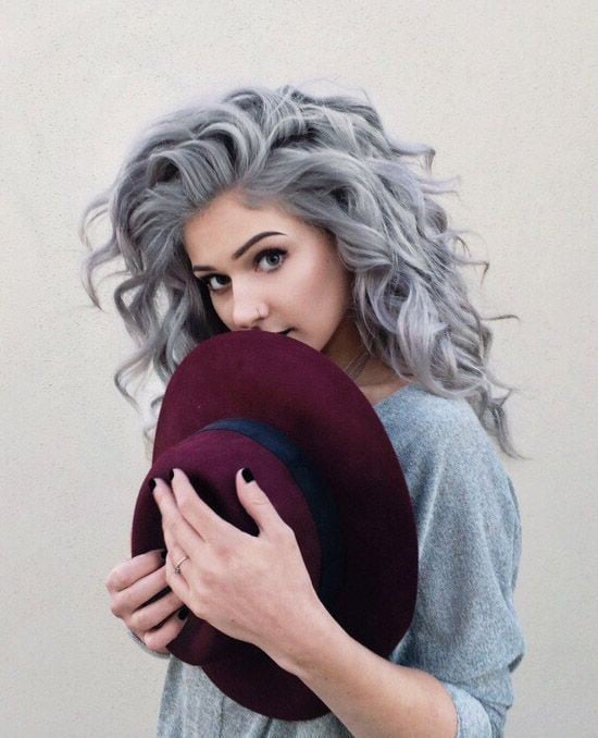 Mid-Back Wavy Ash Blonde With Silver — Curly Hair Dye