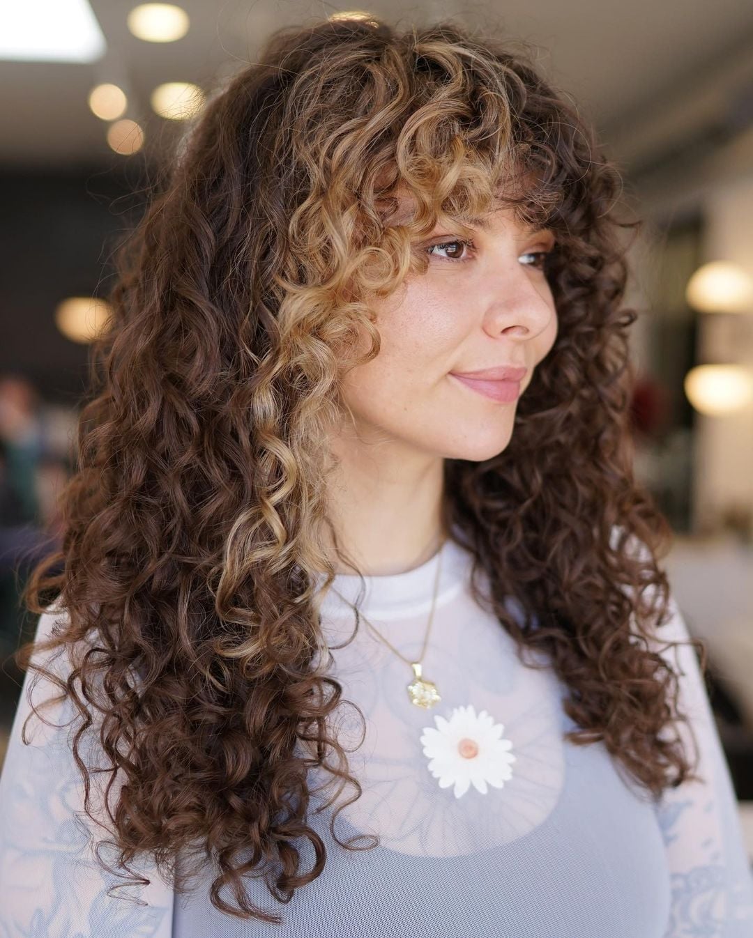 Collarbone Dark Brown With Blonde Highlights — Curly Hair Dye