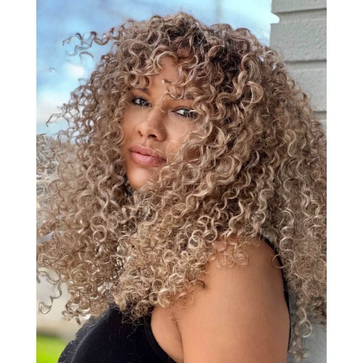 Collarbone Layers With Wispy Bangs — Curly Hair Layers