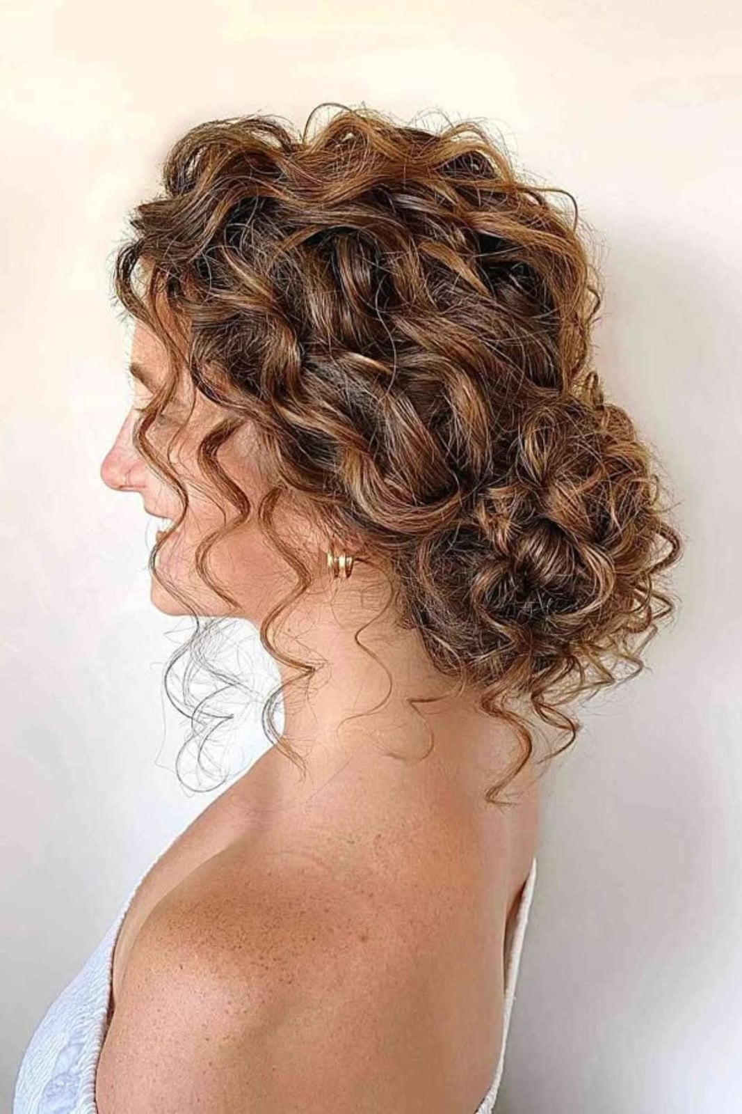 Shoulder Length Updo With Auburn Highlights Shoulder Length Updo With Auburn Highlights — Curly Hair Wedding