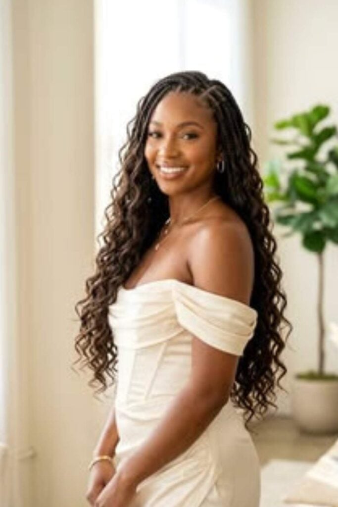 Mid-Back Loose Curls With Curtain Bangs Mid-Back Loose Curls With Curtain Bangs — Curly Hair Wedding