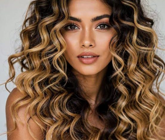 16 Trendy Curly Hair Color Ideas For Every Curl Type
