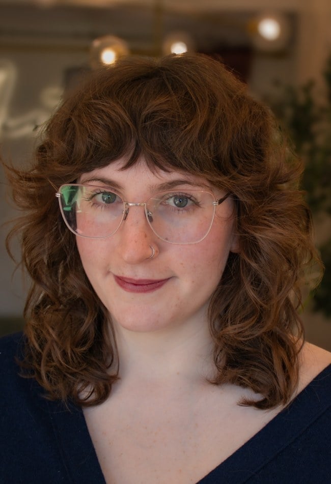 Collarbone Shag With Wispy Bangs — Curly Shag