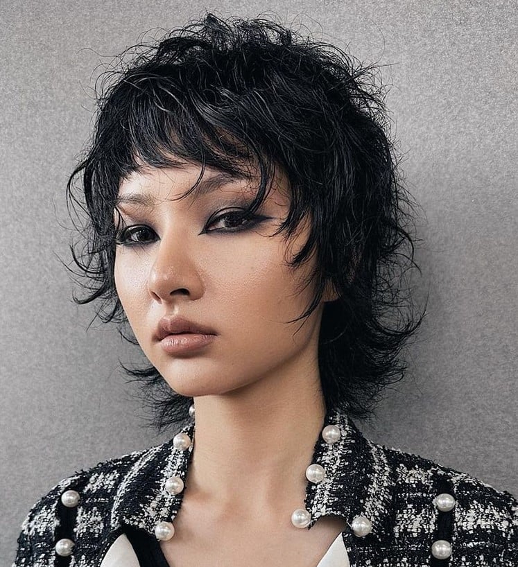 Chin Length Dark Brown Wolf Cut With Short Wispy Bangs — Curly Wolf Cut