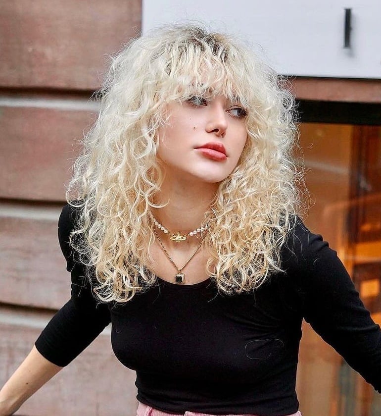Platinum Blonde Shoulder Length Wolf Cut With Curly Bangs, Middle — Curly Wolf Cut