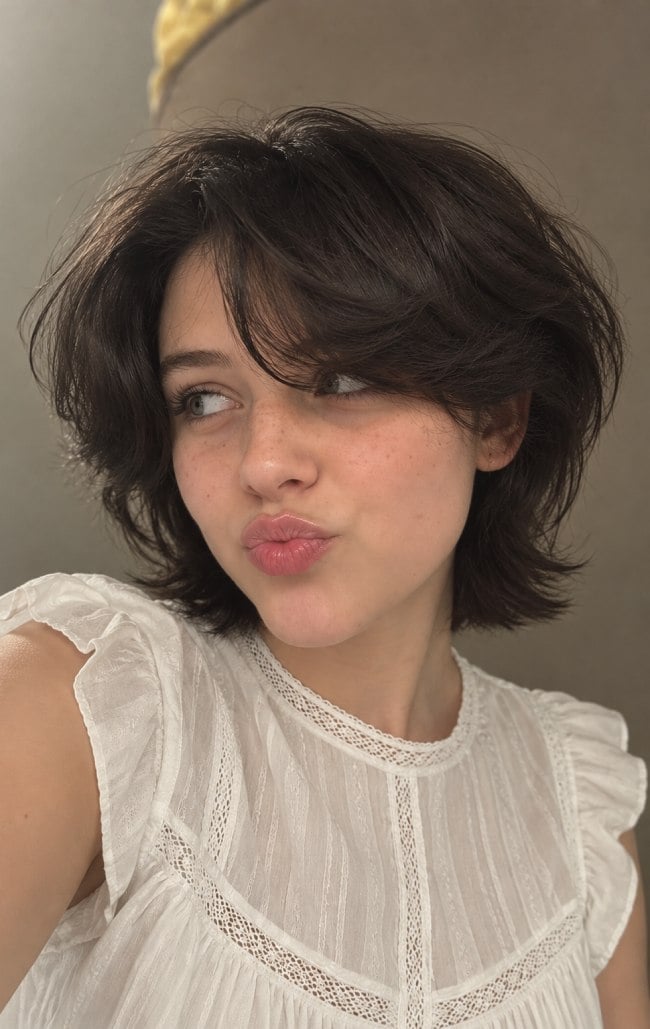 Shaggy Bob With Subtle Highlights — Curtain Bangs Short
