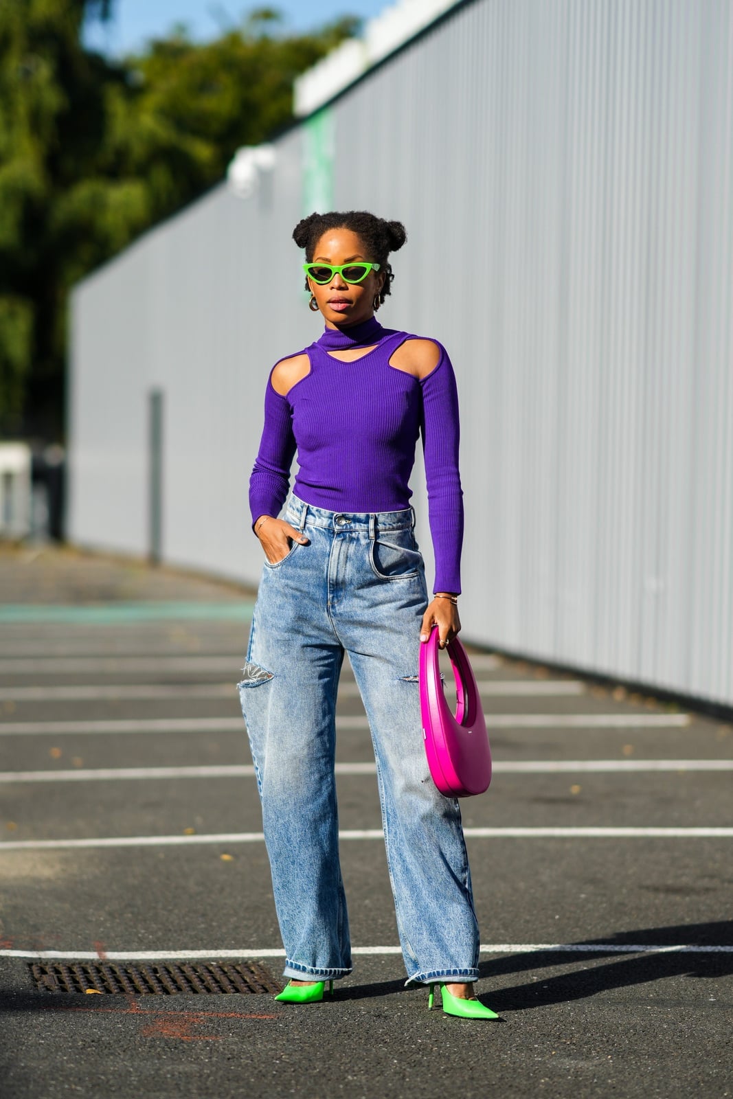 Distressed Wide Leg Jeans with Cut-Out Top Distressed Wide Leg Jeans with Cut-Out Top — Cute Jeans Outfit