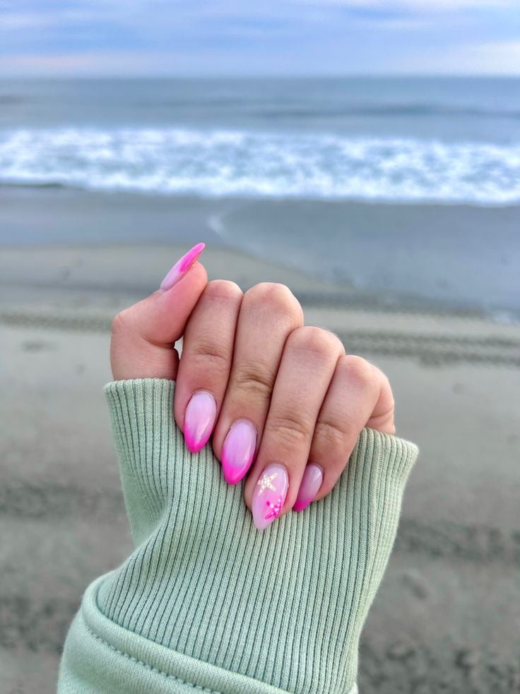 Medium Almond Starfish French Gradient Nails Medium Almond Starfish French Gradient Nails — Cute Nails
