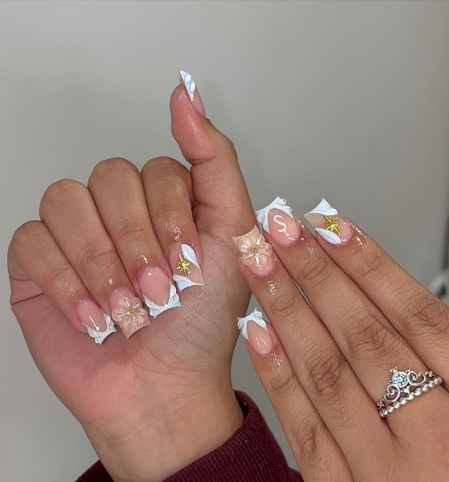 Short Square Nails With Captivating Cat-Eye Finish Short Square Nails With Captivating Cat-Eye Finish — Cute Square Nails