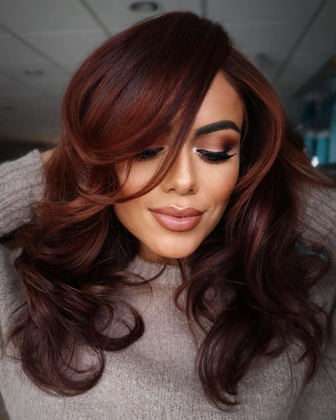 Mid-Back Dark Auburn Blowout With Face-Framing Mid-Back Dark Auburn Blowout With Face-Framing — Dark Auburn Hair